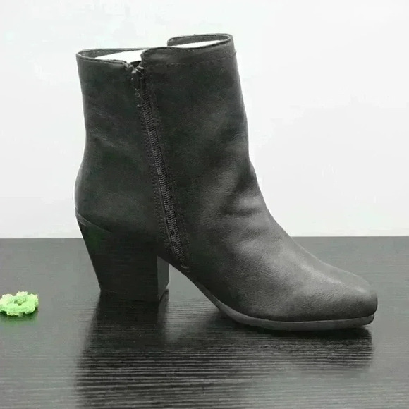 Aerosoles Heelrest Vitality Women’s Black Leather - Picture 3 of 10